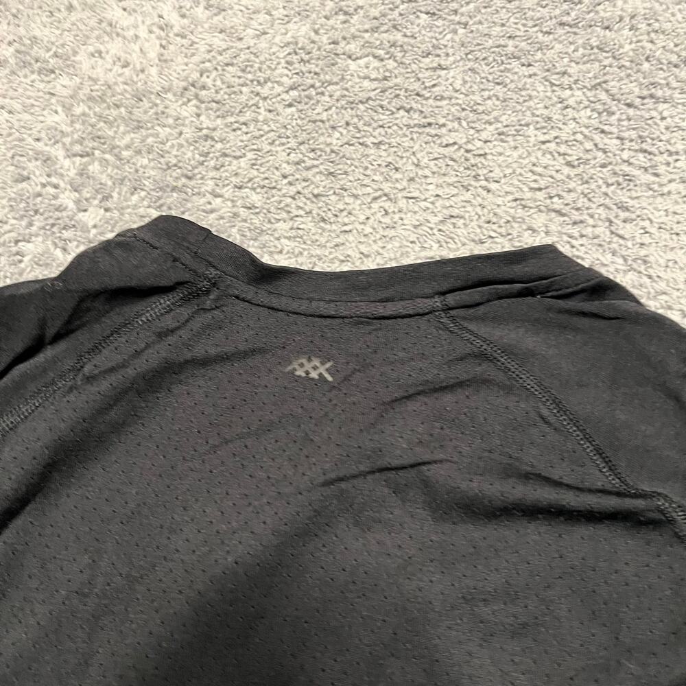 Rhone Shirt Mens Medium ? Black Performance Long Sleeve Crew - Picture 4 of 7